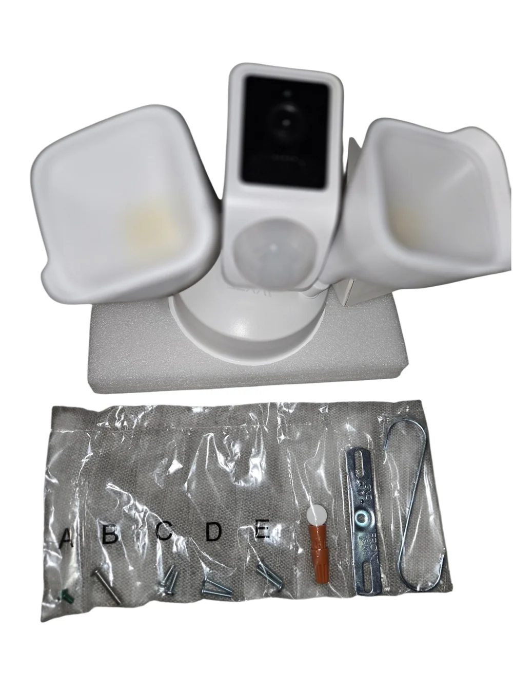 Wyze Cam Floodlight v2 - White